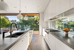 north-bondi-villa-azure-5